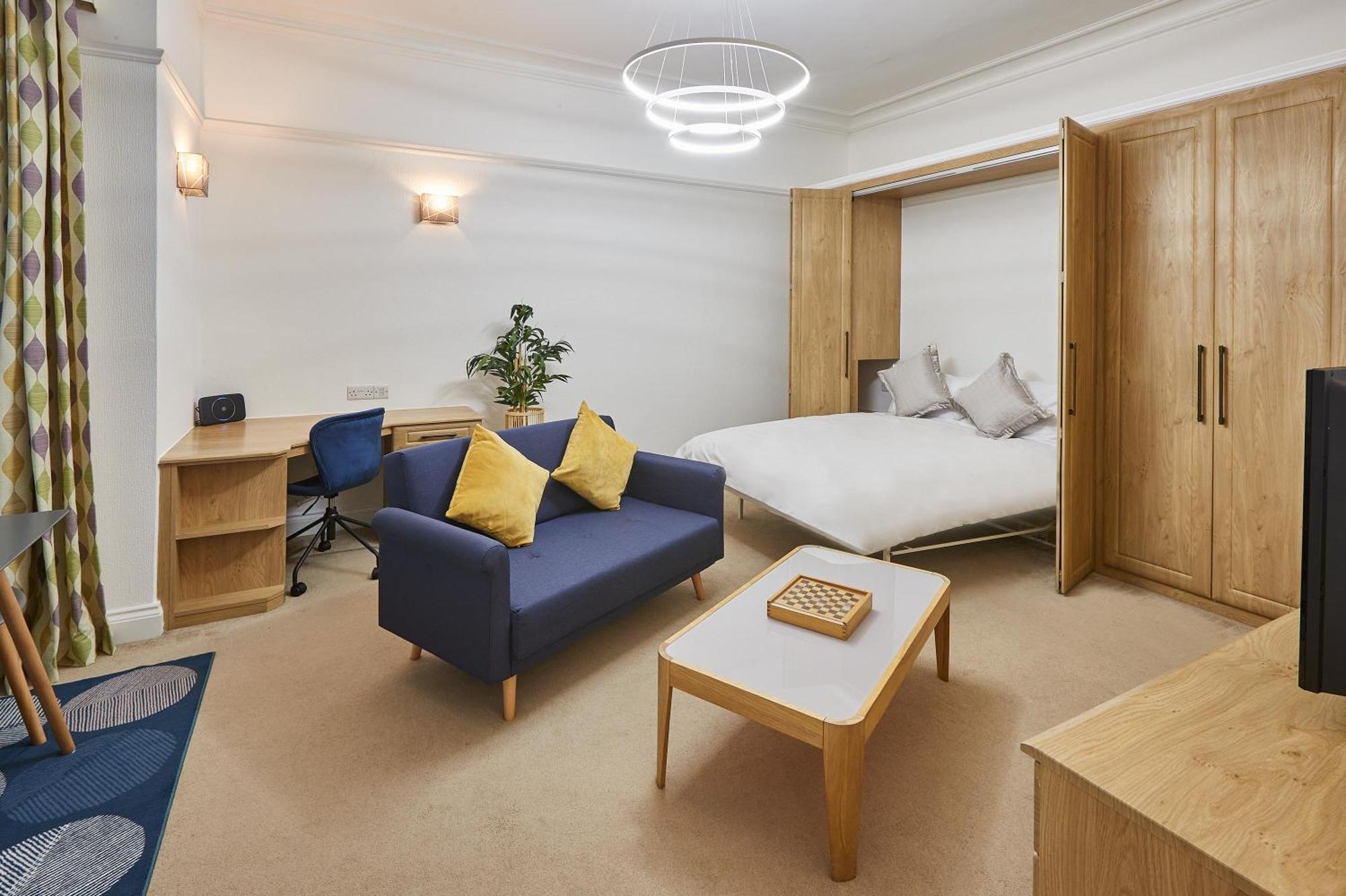 Host & Stay - Thamesview Staines-upon-Thames Zewnętrze zdjęcie