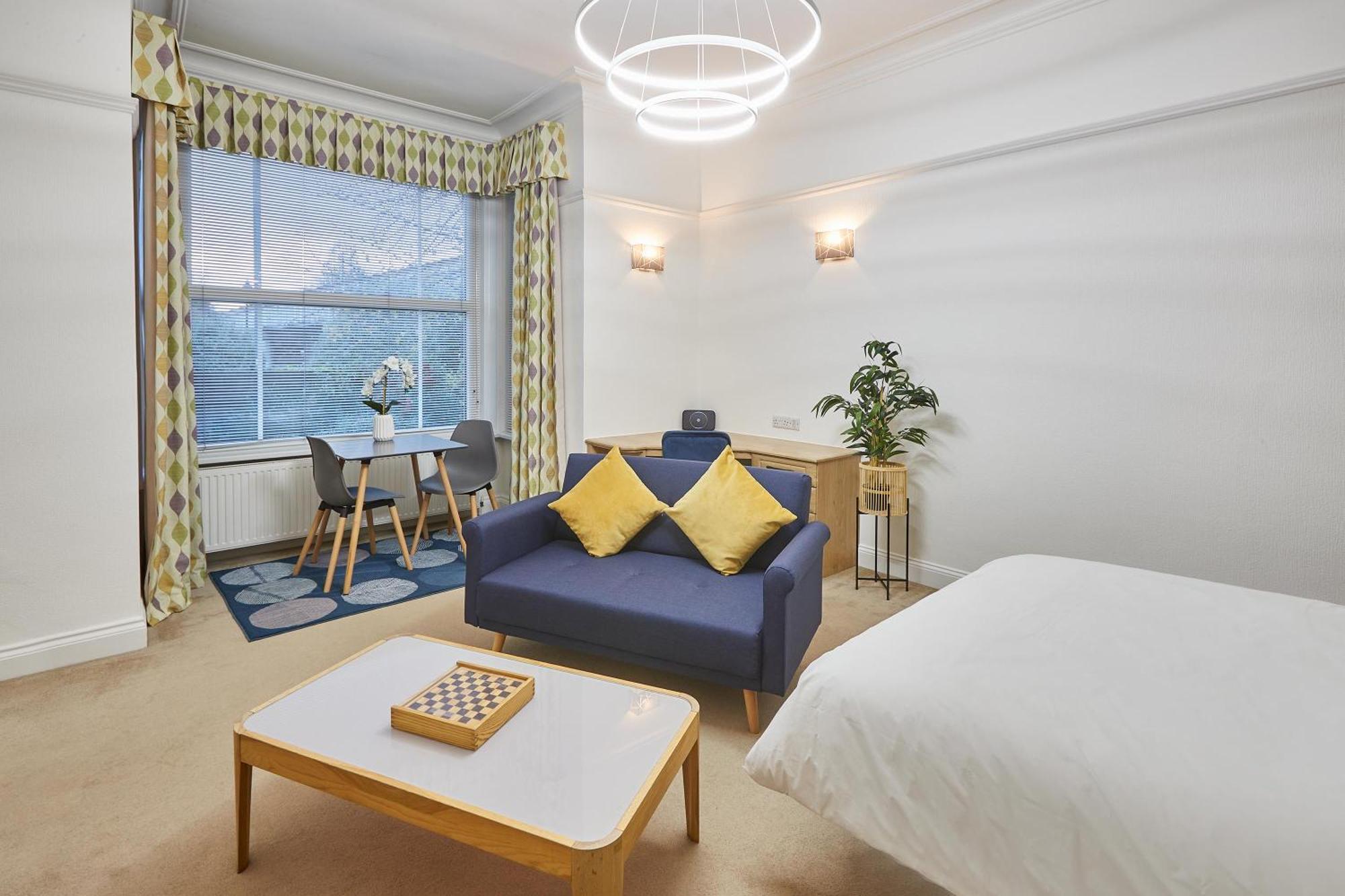 Host & Stay - Thamesview Staines-upon-Thames Zewnętrze zdjęcie